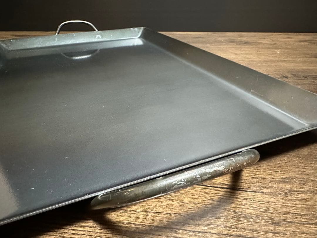 鉄板　大サイズ　66.5cm x 40cm 網　２枚