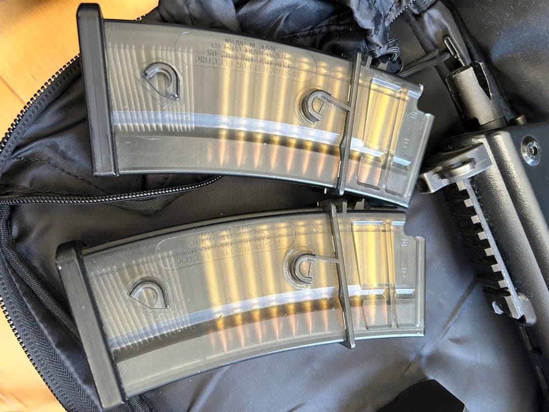 東京マルイg36c 電動ガン18歳以上バッテリー&充電器　電動ハンドガンUSP