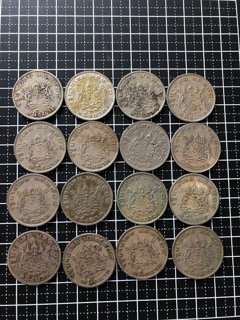N3397【タイ王国】1バーツ　外貨　硬貨　古銭　大型　16枚セット