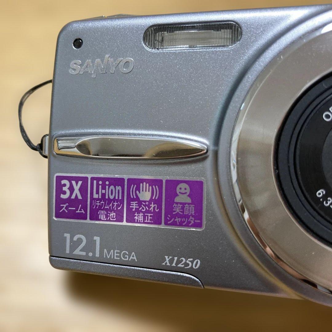 SANYO DSC-X1250 12メガピクセルデジタルカメラ