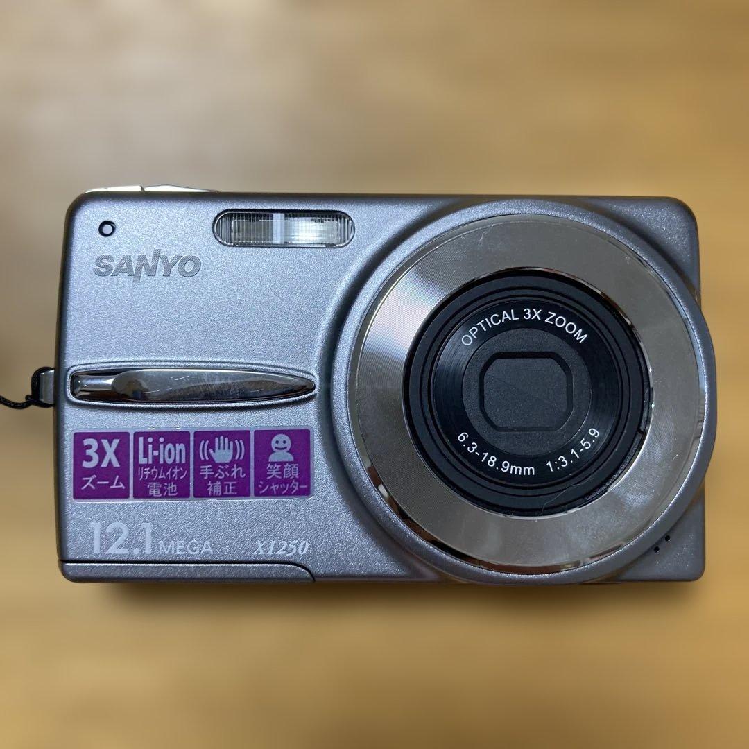 SANYO DSC-X1250 12メガピクセルデジタルカメラ
