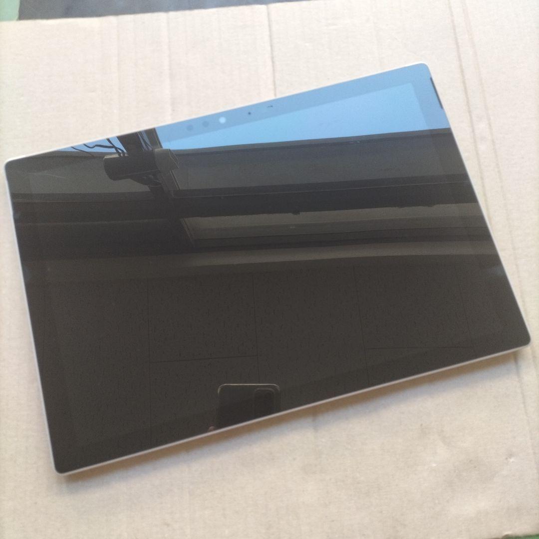 Surface Pro（第5世代）1796