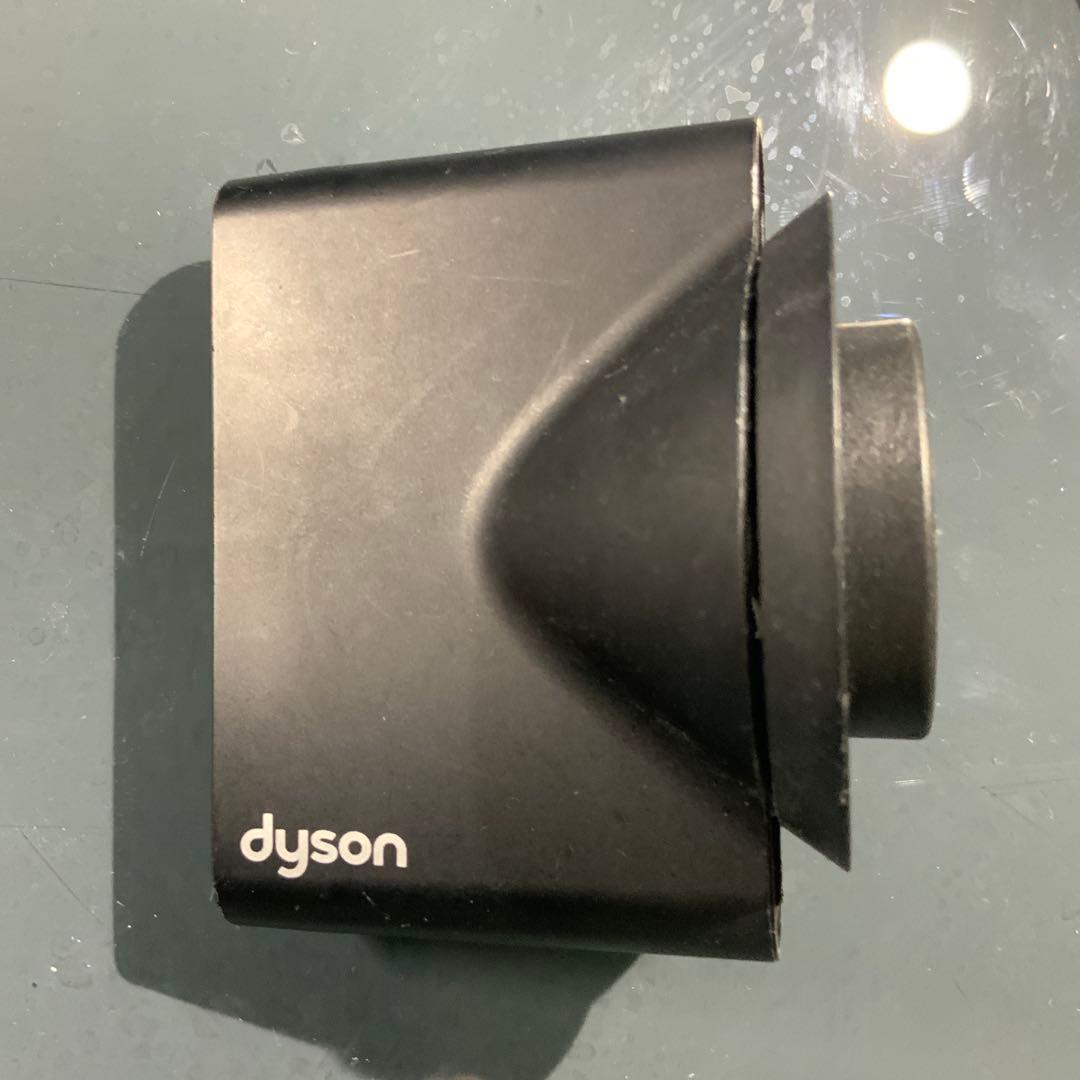 Dyson ヘアドライヤー 黒