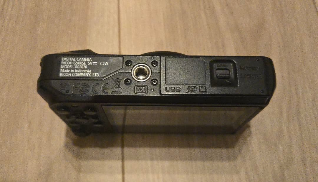 【正常動作】RICOH G900SE 上位モデル 防水 防塵 コンデジ