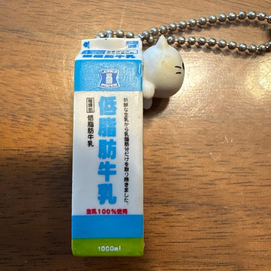 第2弾にゃんにゃんにゃんこ　ローソンオリジにゃル　マスコットフィギュア