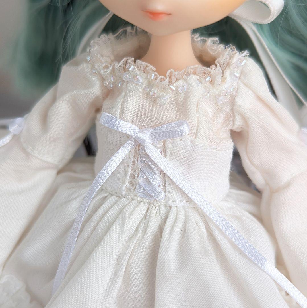 1569※ハルモニアブルームアウトフィット※白のチュールのクラシカル姫袖ドレス
