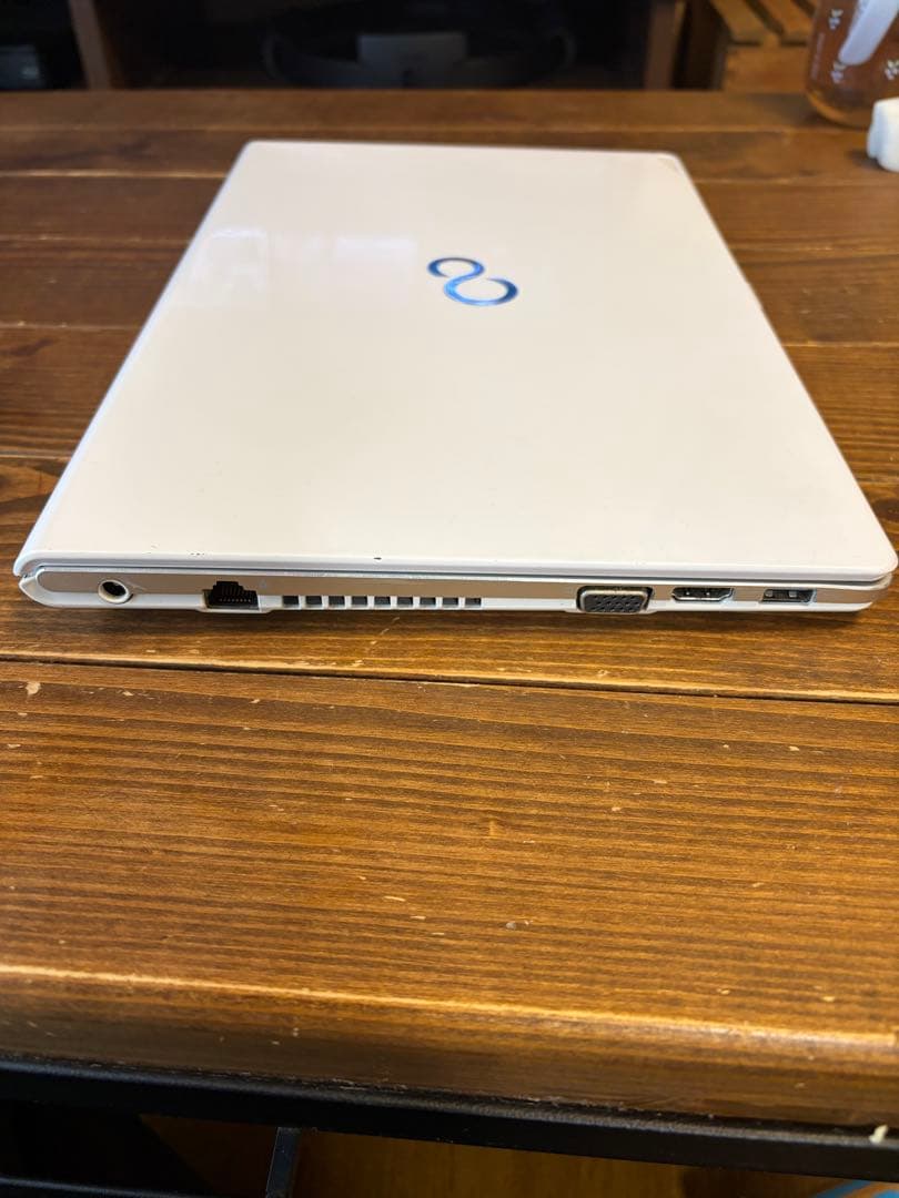 富士通　LIFEBOOK SH90/P