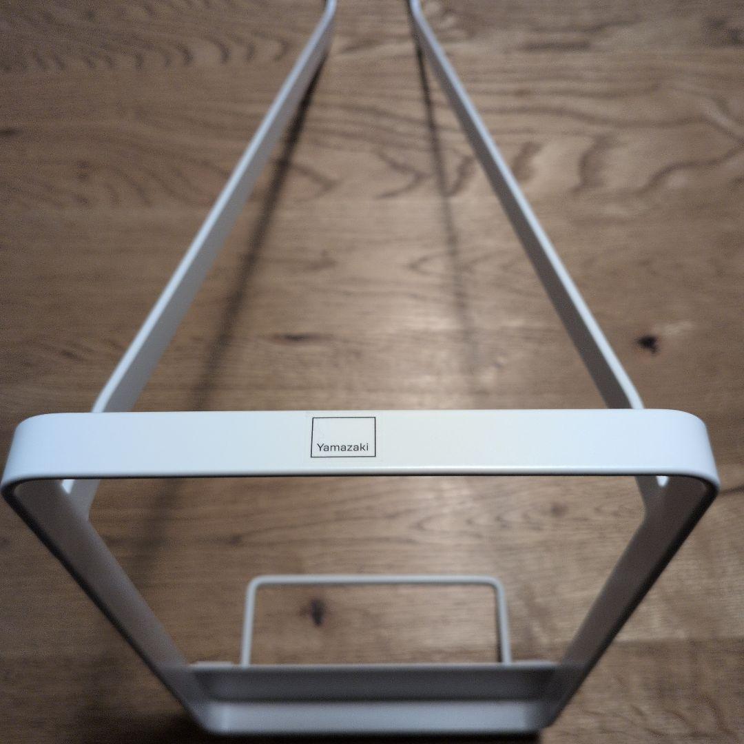 Makita CL105DWNI コードレスクリーナー・Towerスタンドセット