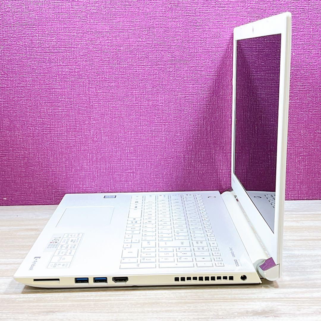 dynabook 第8世代Core i3 HDD1TB 8GB Win11