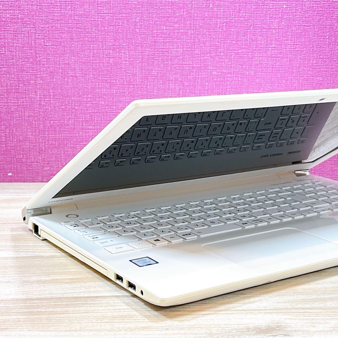 dynabook 第8世代Core i3 HDD1TB 8GB Win11