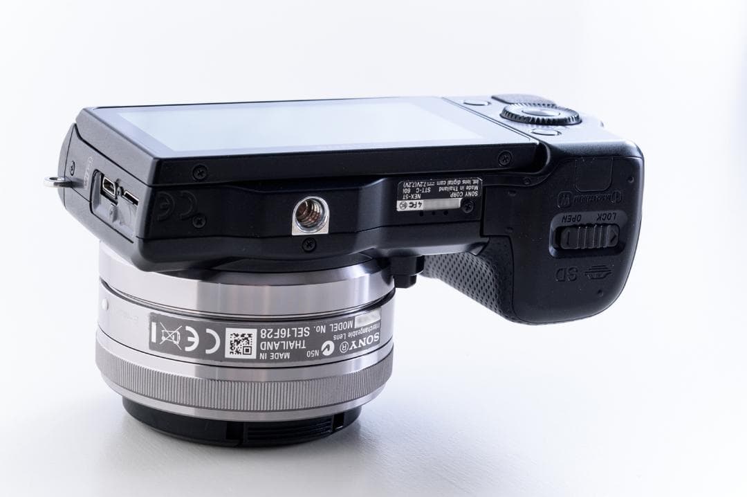 ★SONY NEX-5T/レンズE16mmF2.8セット 中古現状品★