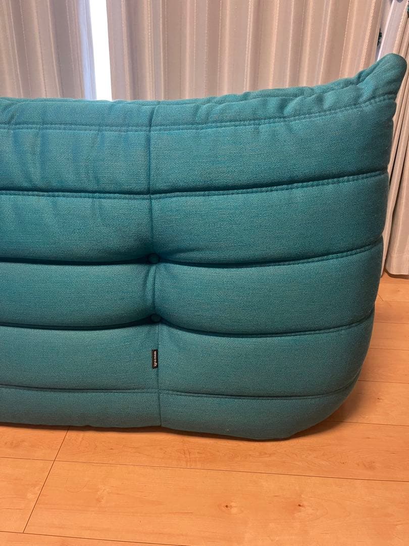 Ligne Roset ターコイズソファ