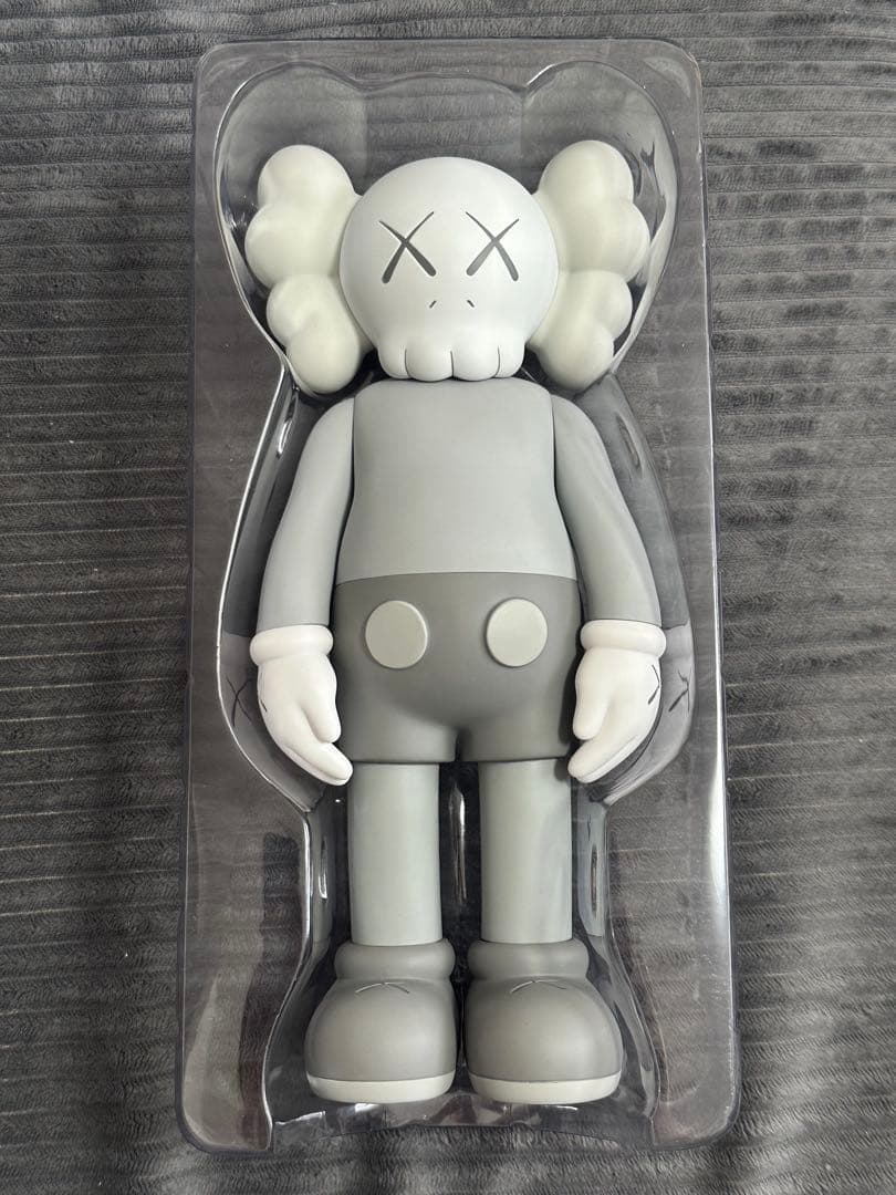 d*.様 KAWS COMPANION OPEN EDITION 証明ホログラム