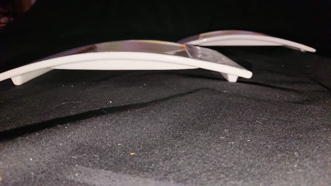 ♥高級皿・【美濃焼 ・名作良峰作】♥花柄・銀彩ラメ浮かし銀彩ウエーブデザイン2皿