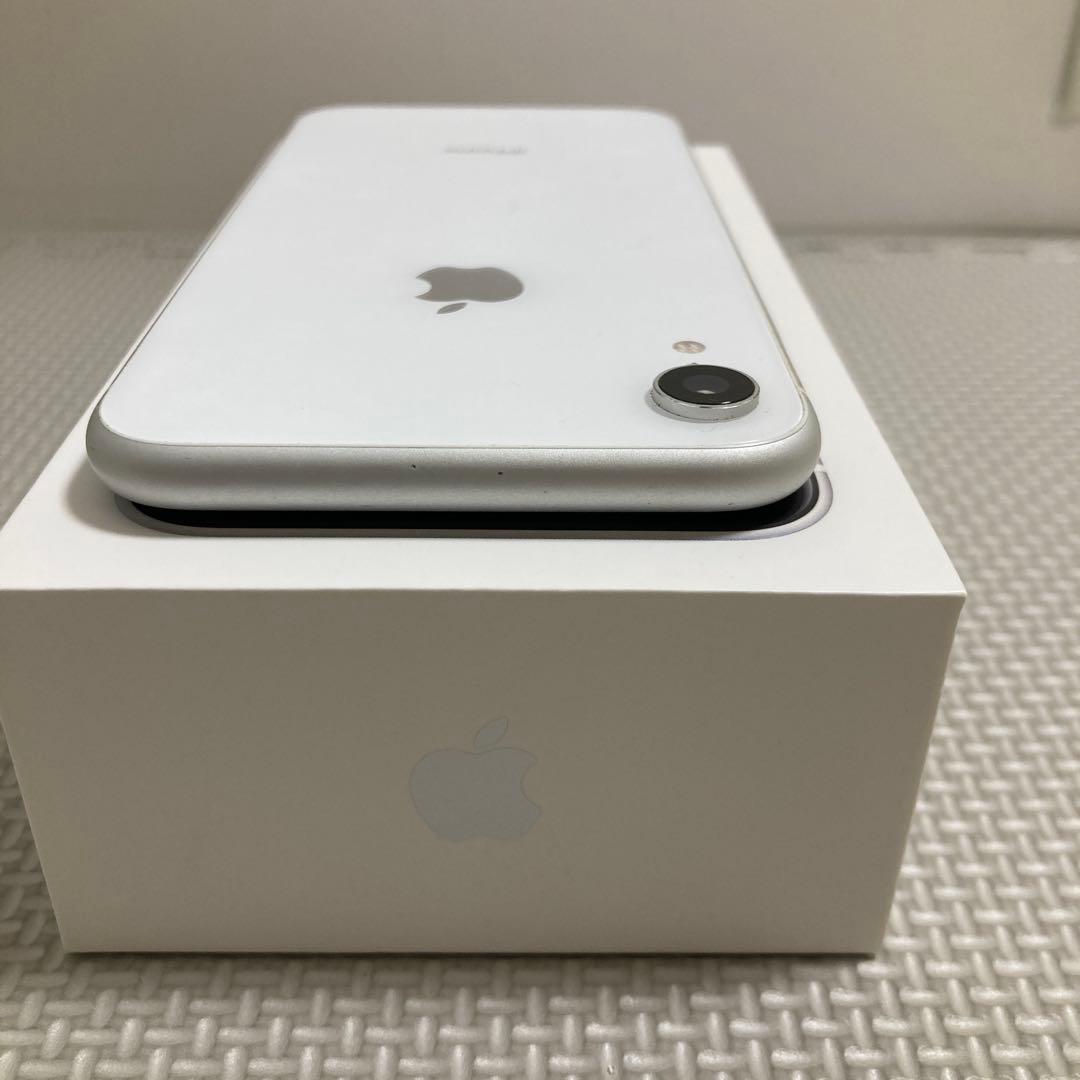 Apple iPhone XR 64GB ホワイト 箱付き