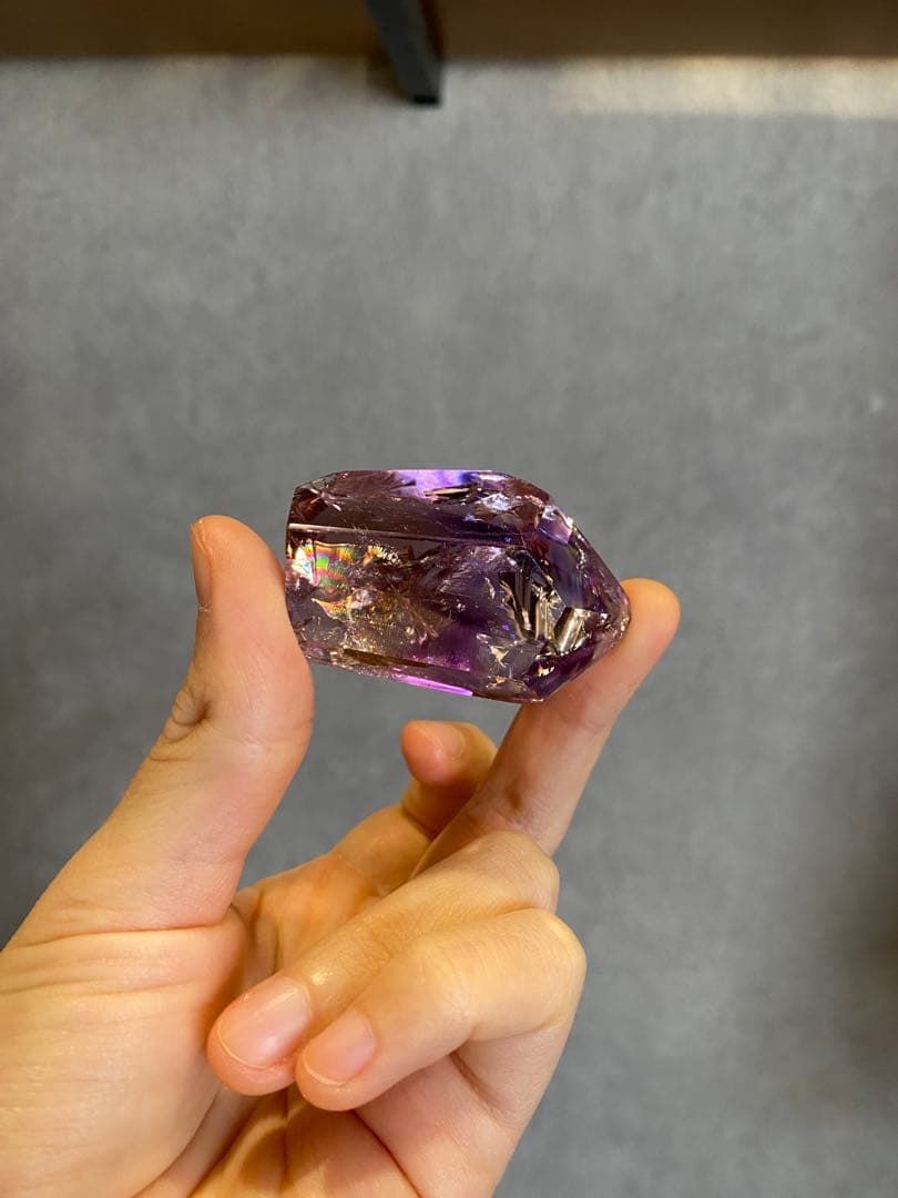 アメジスト　アメトリン　パワーストーン　置物 虹　高透明