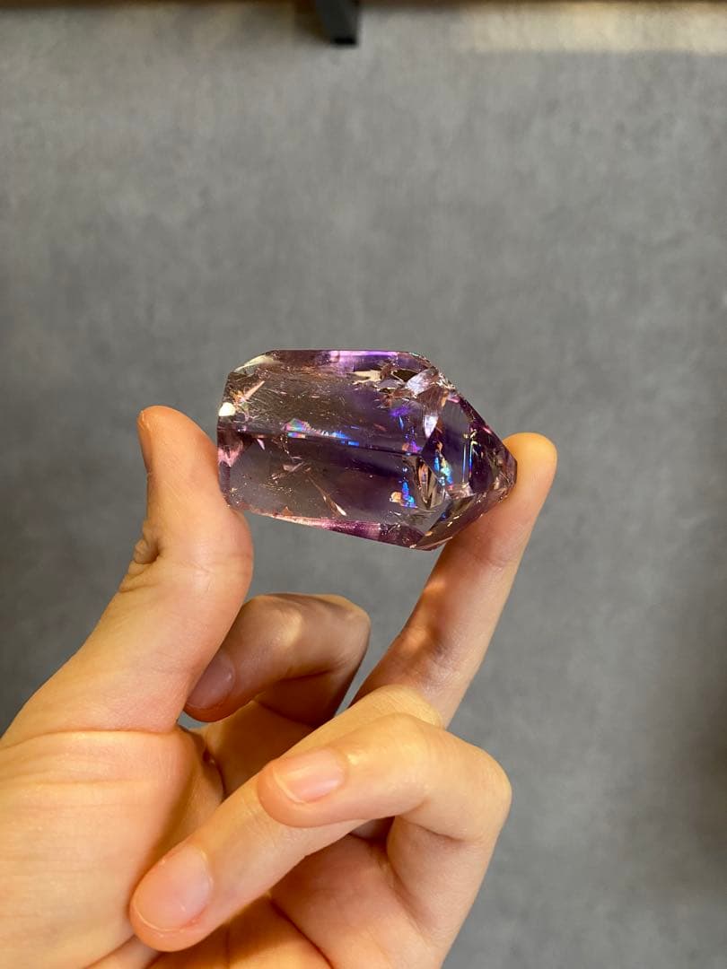 アメジスト　アメトリン　パワーストーン　置物 虹　高透明