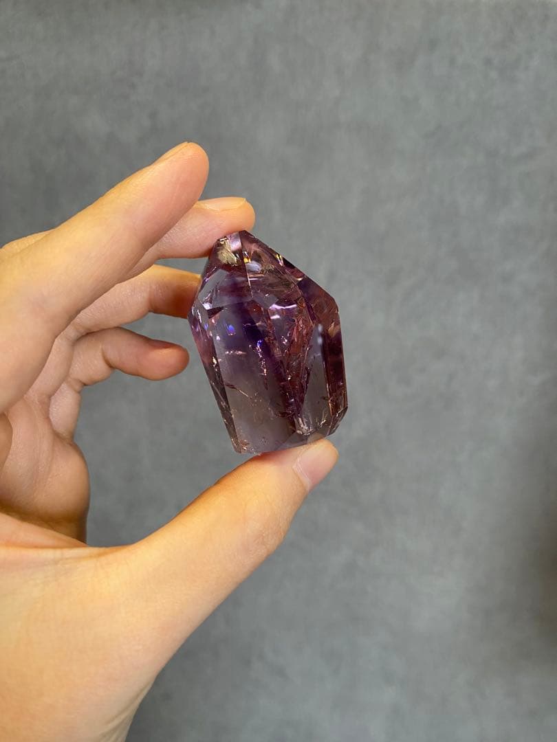 アメジスト　アメトリン　パワーストーン　置物 虹　高透明