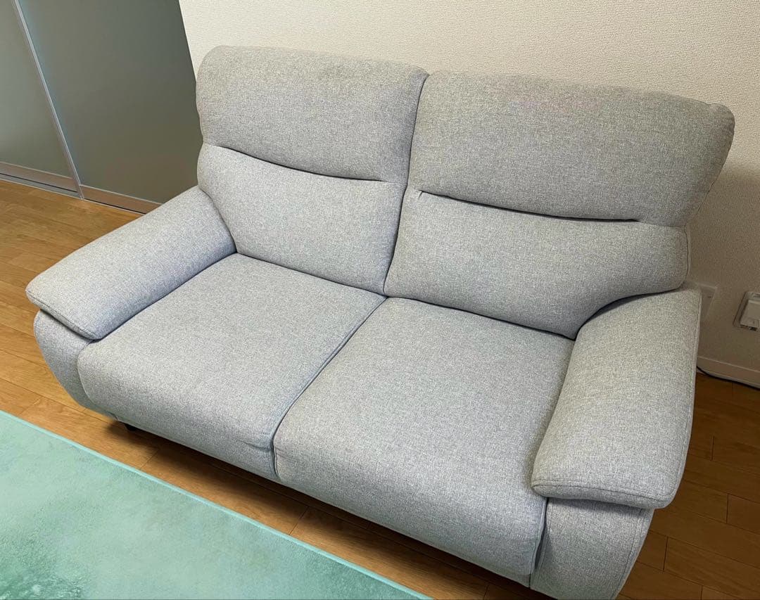 [1/29まで:美品]ニトリ2人掛けソファ (MK02 KD MO)