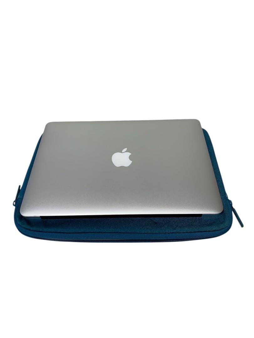 MacBook本体 MacBook Air 13-inch 2015 8GB/SSD256GB