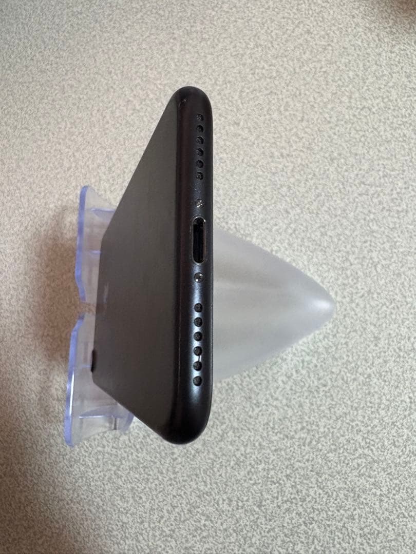 【美品】iPhone7 ブラック 32GB 86%