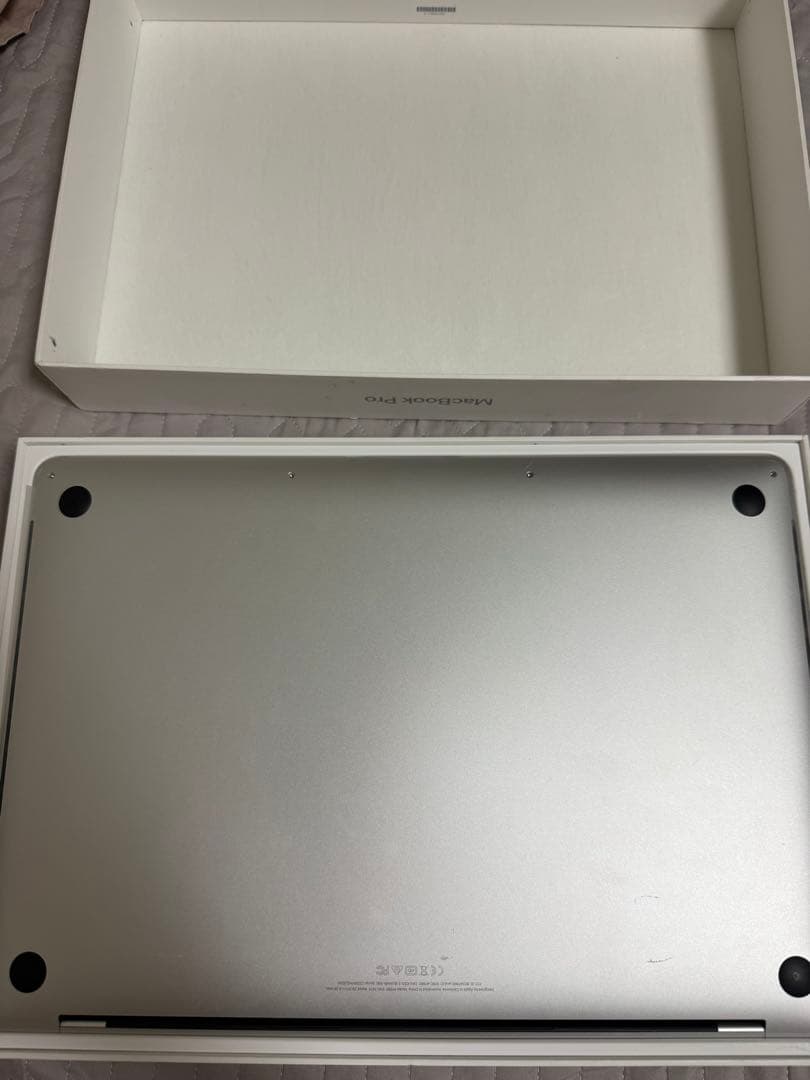 Apple MacBook pro 2018 15.4in シルバー ジャンク