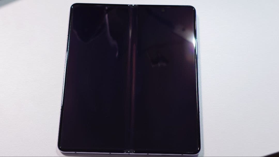 A*a様 Samsung Galaxy Z Fold5 本体 ケース付き