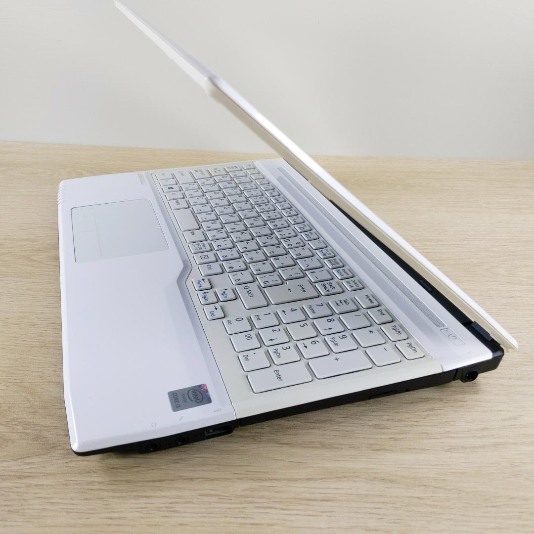 快適SSD！ Win11 ブルーレイ 富士通ノートパソコン メモリ8GB カメラ