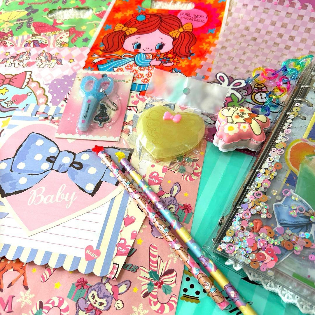 1044 おすそ分けファイル　A5クリアバインダー スイマー　雑貨セット