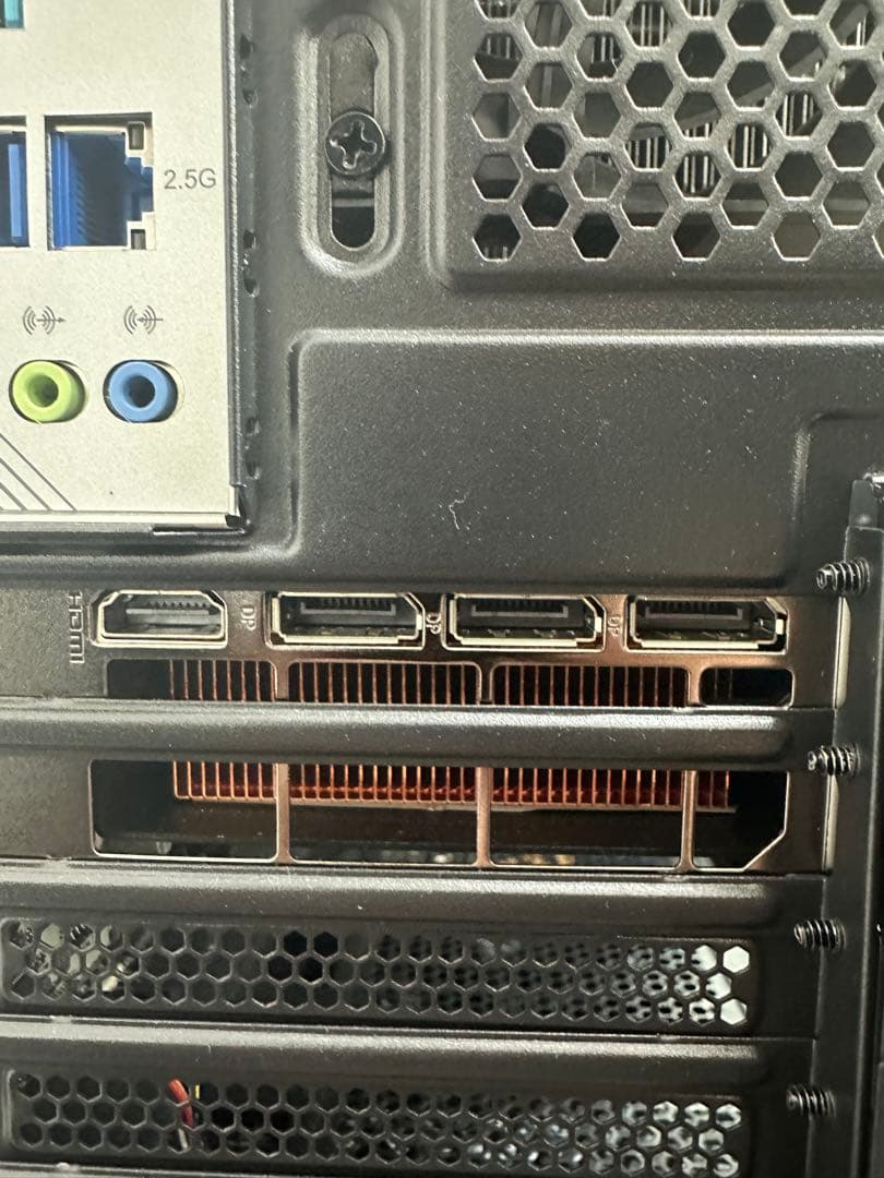 ゲーミングPC RTX4070 i7-14700F メモリ32GB SSD1TB