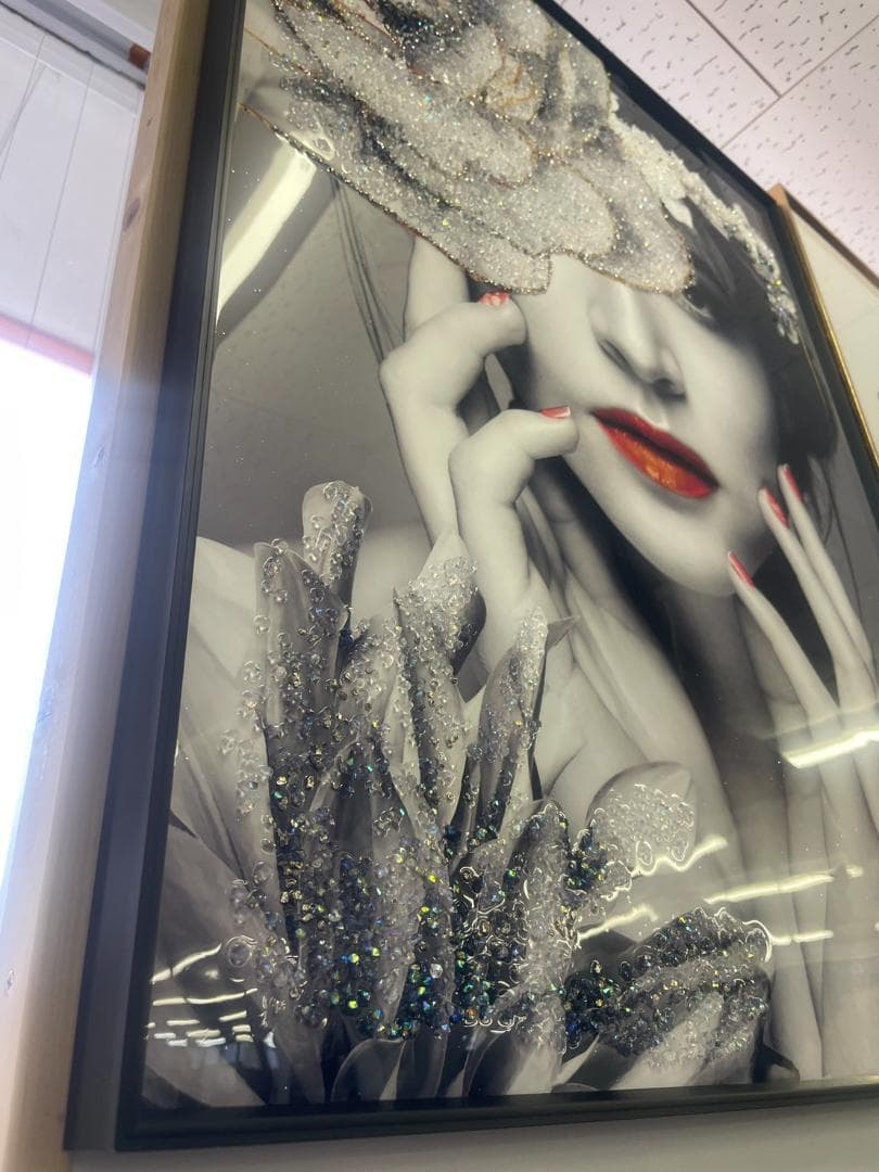 水晶絵　アートパネル　クリスタル　立体　絵画　アート　ホワイト　ゴールド　女性