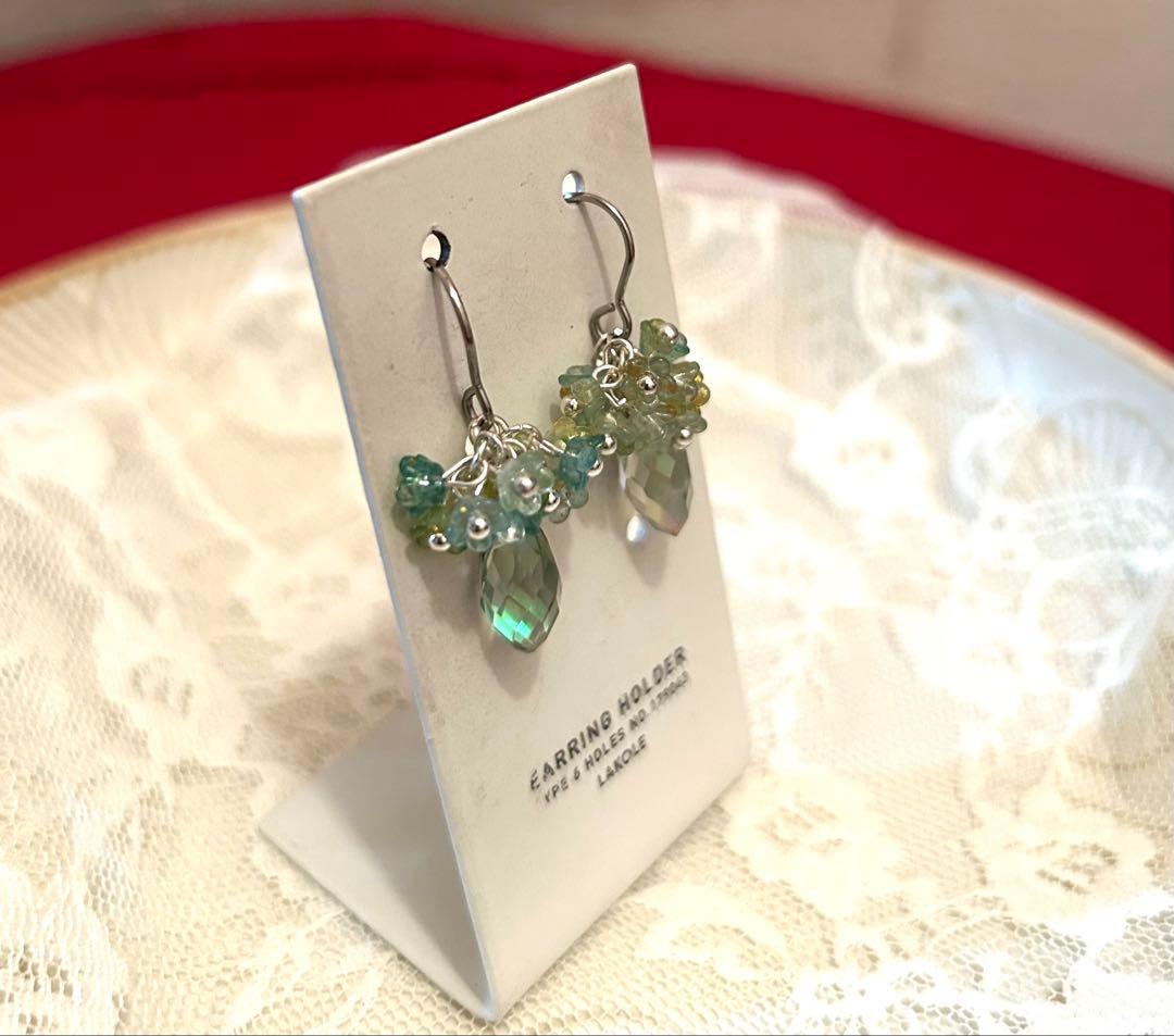 «923»◤専用ページ❈◢涙の雫*小花が咲くピアス*多面カットの輝き*耳飾り