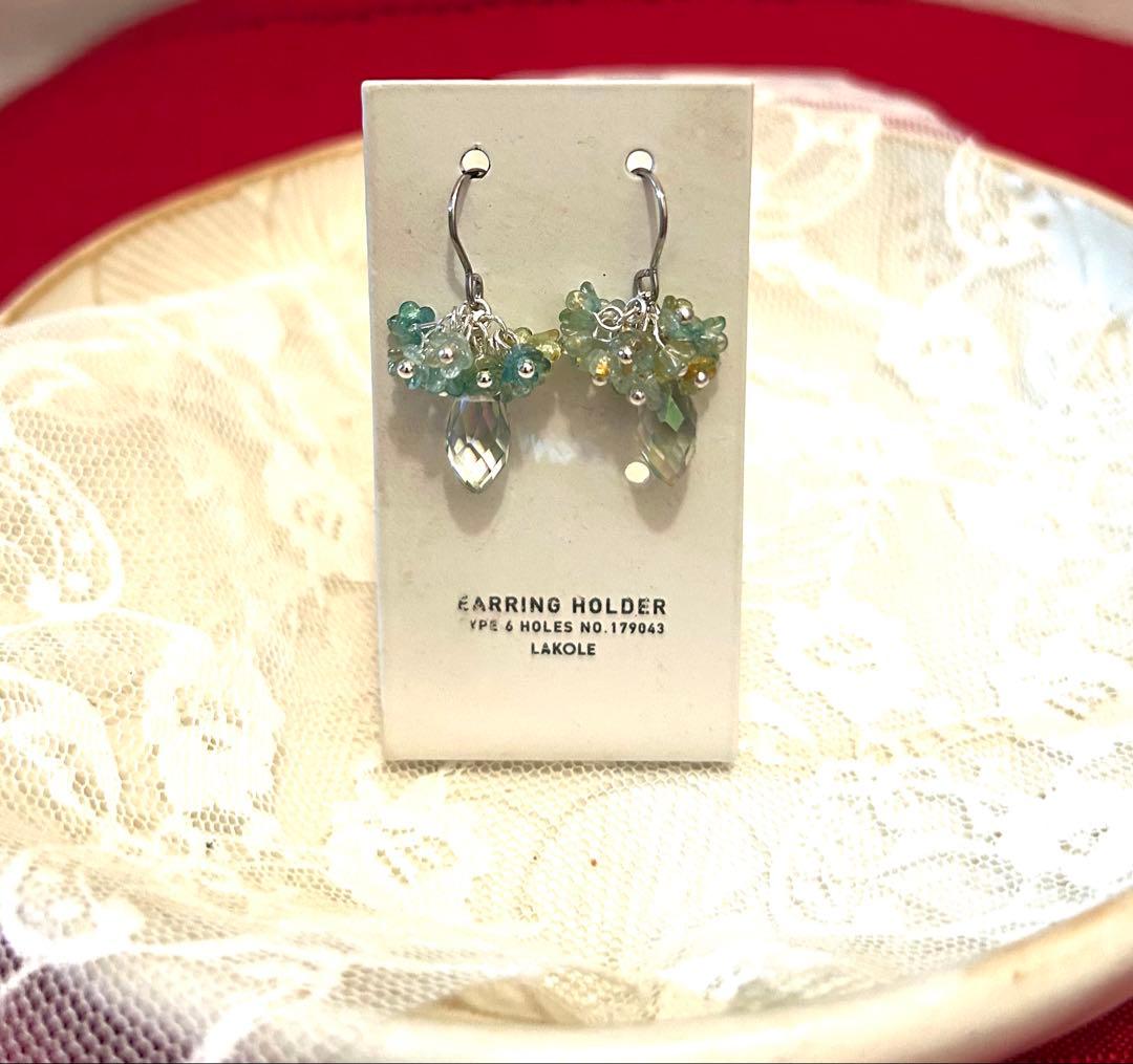 «923»◤専用ページ❈◢涙の雫*小花が咲くピアス*多面カットの輝き*耳飾り