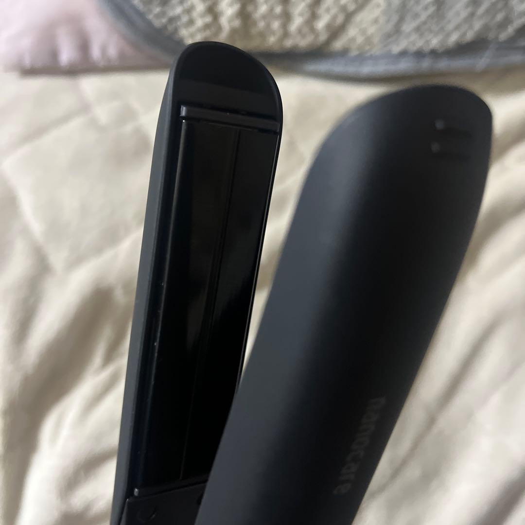 値下げ⭕️Panasonic ストレートアイロン ナノケア EH-HS0J