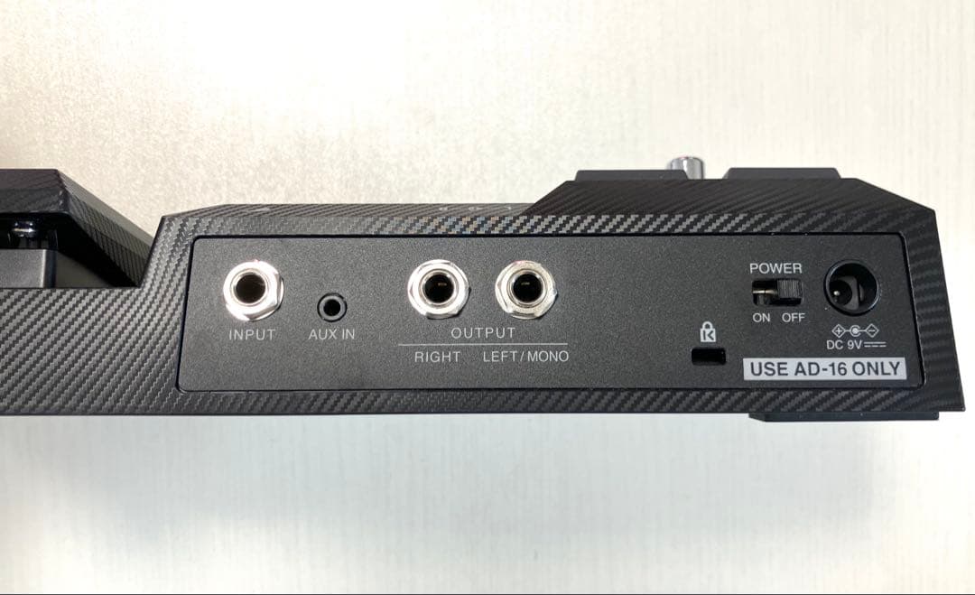 ZOOM G2X FOUR ギターマルチエフェクター