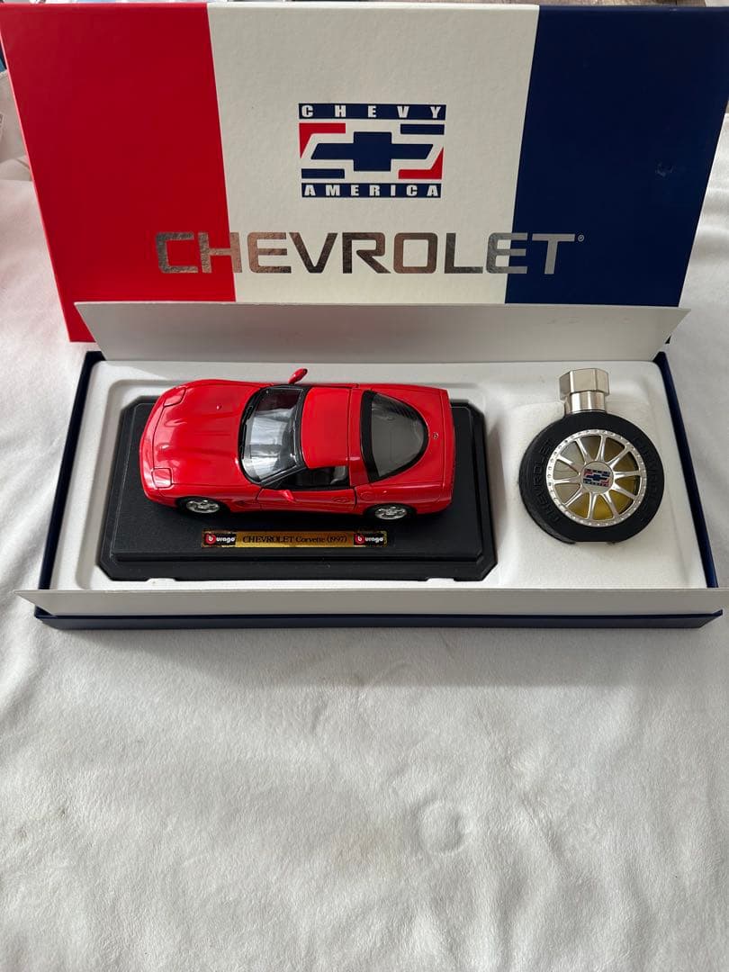 Chevrolet（シボレー）ミニカー＋フレグランスボトルセット