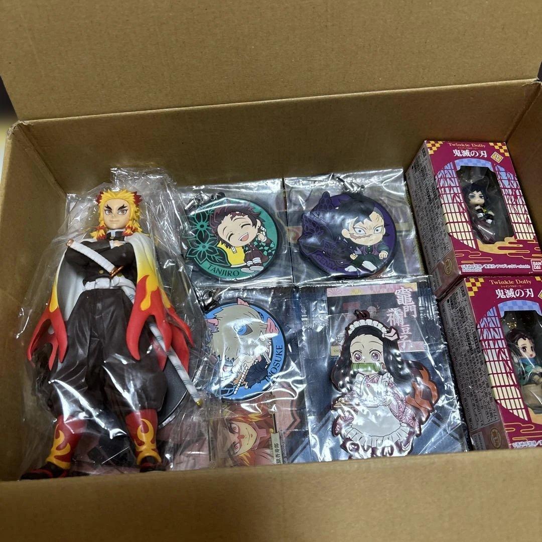 鬼滅の刃 アニメグッズ•大量•セット•まとめ売り 約50個以上 匿名配送