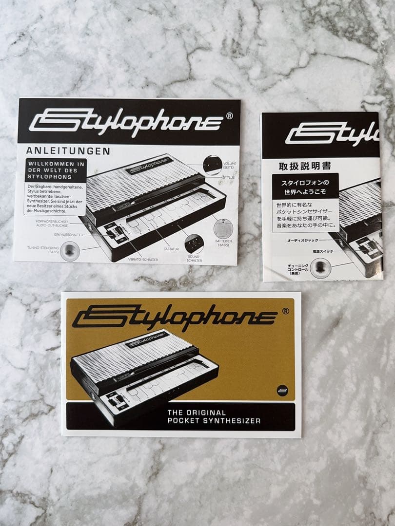 ケース付き スタイロフォン 日本語説明書付き　Stylophone