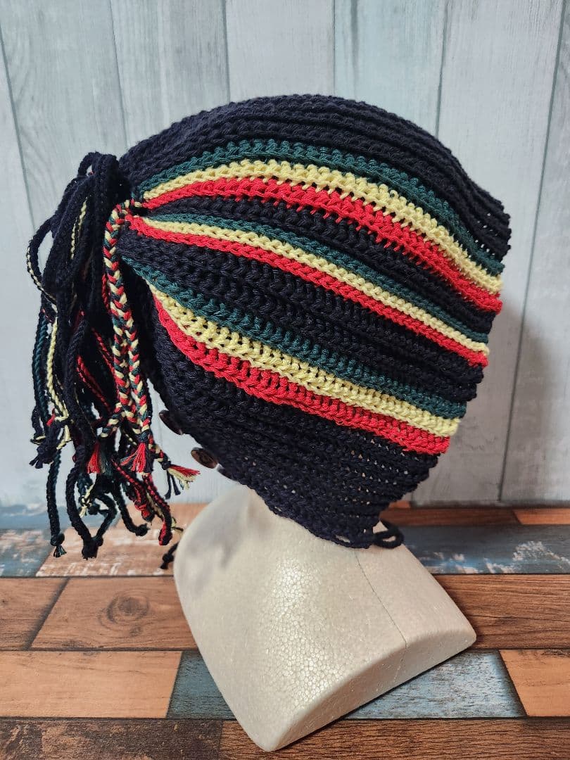 らいちゅうページ　ラスタカラーボンネット