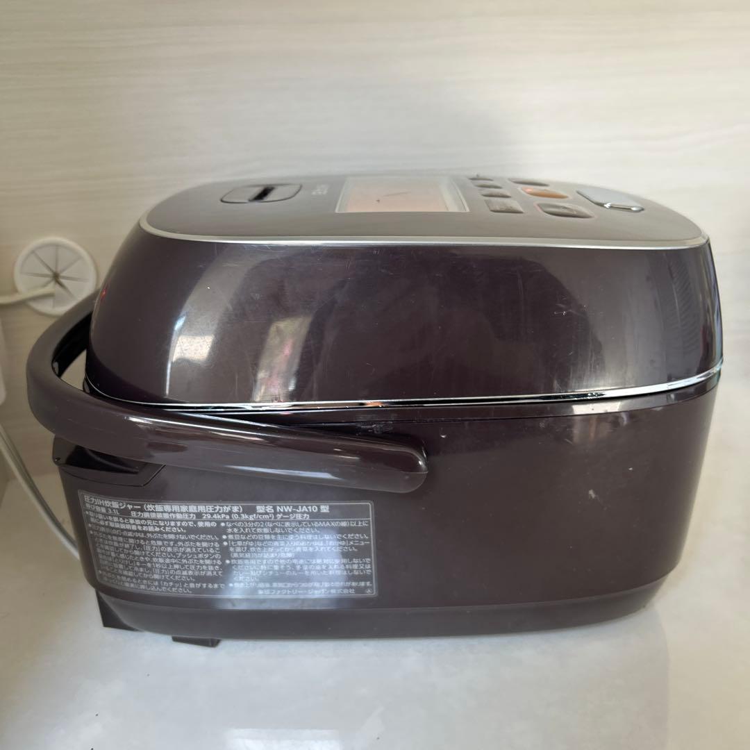 象印　圧力IH炊飯ジャー　NW-JB10