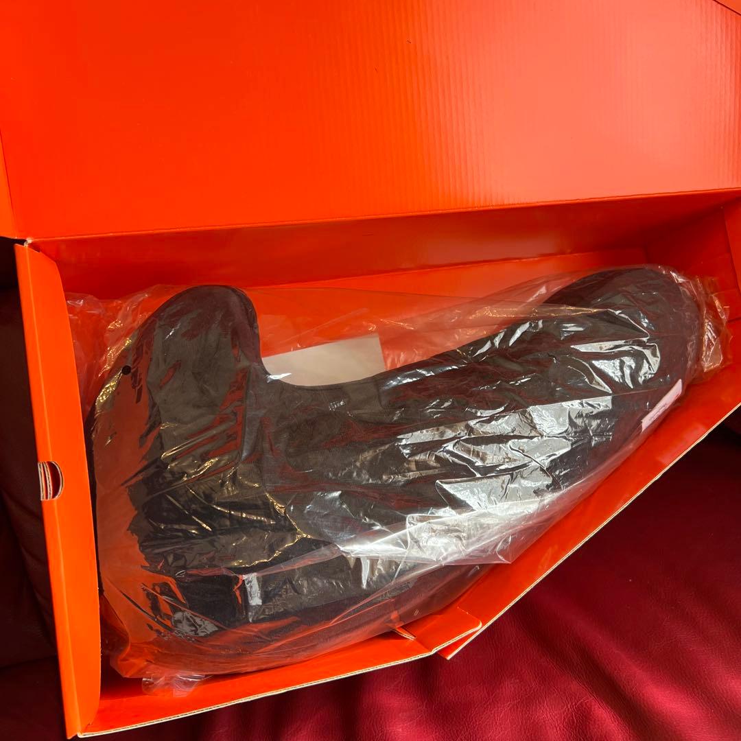 NIKE SWOOSH BIRTHDAY PILLOW クッション　スウッシュ