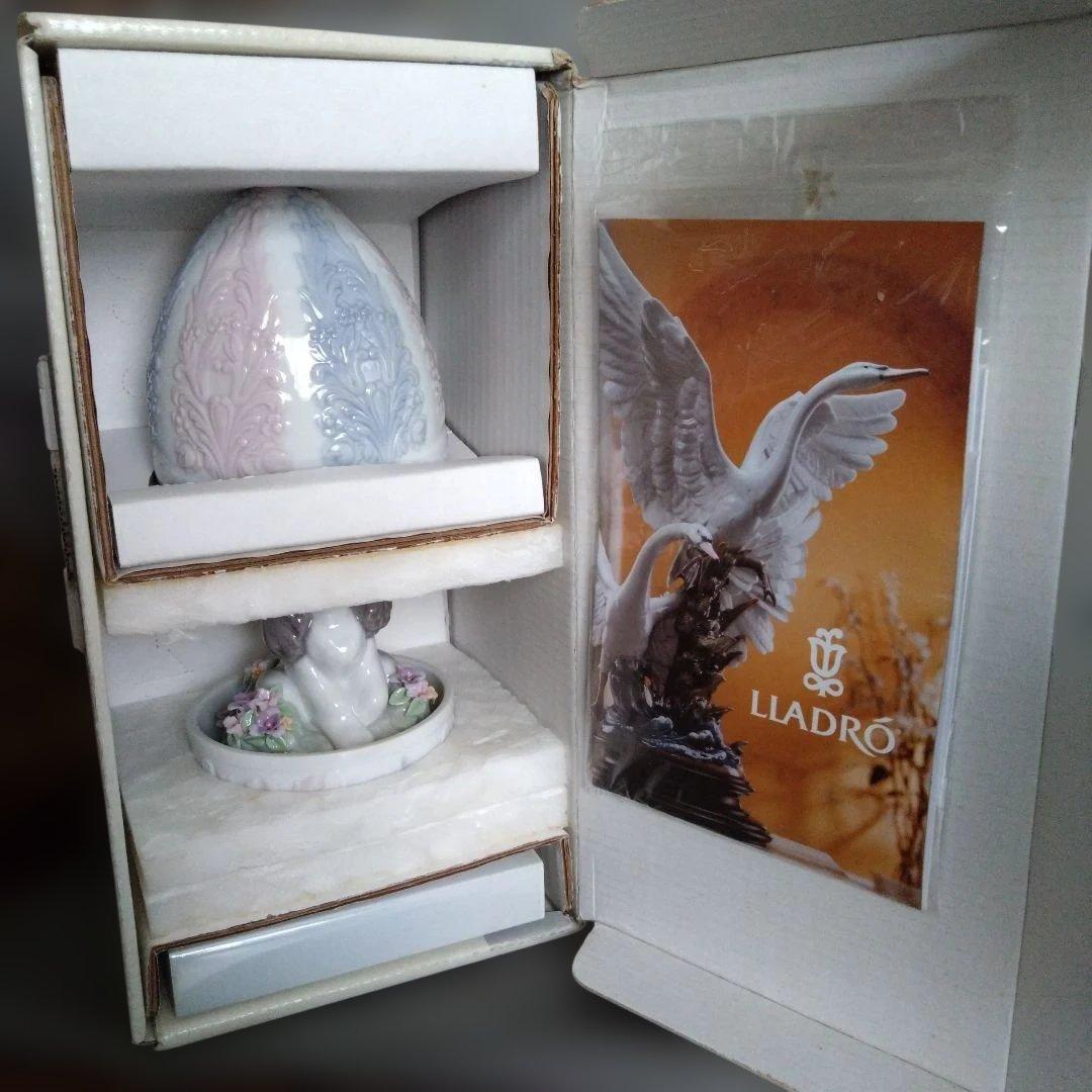 リヤドロ　イースターエッグ　犬　サイン入り