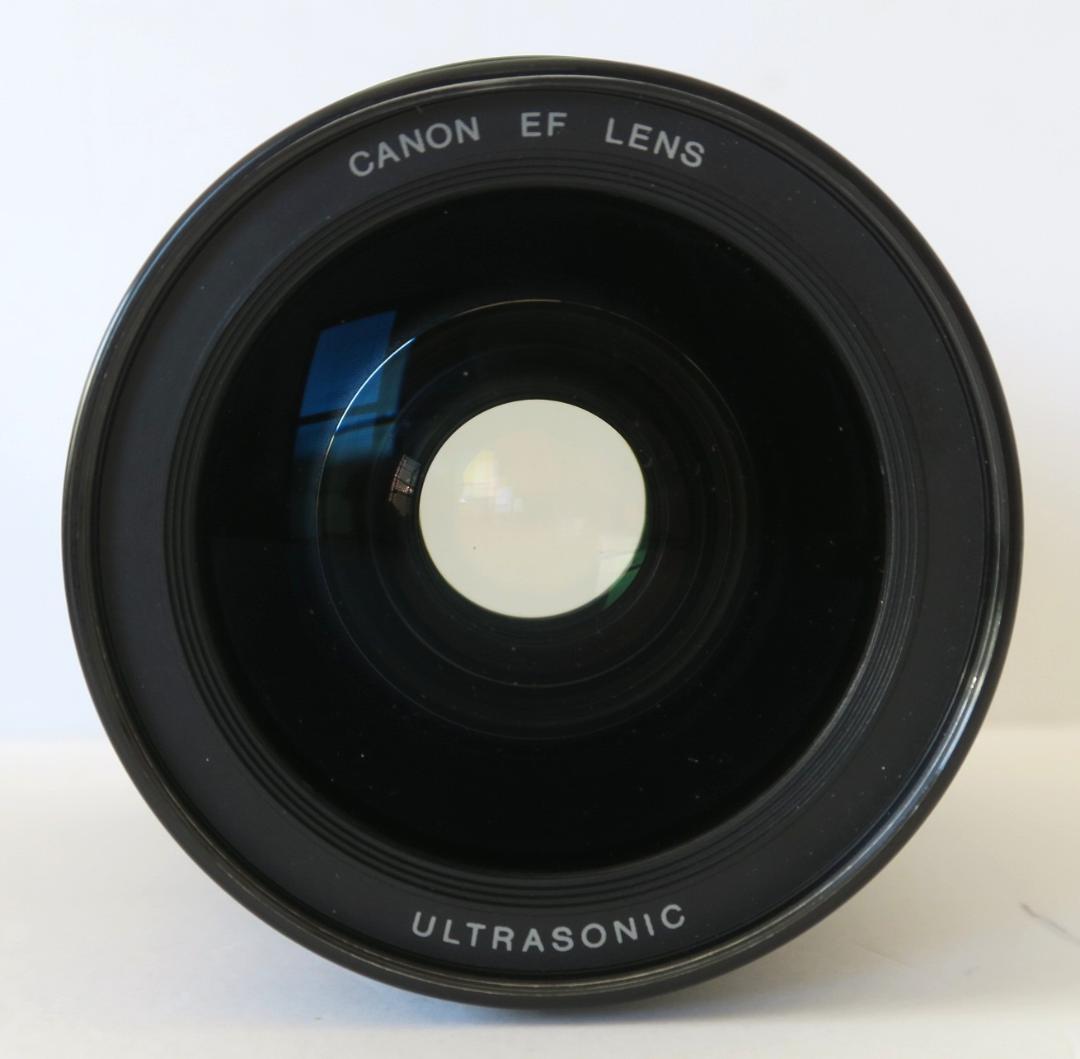 Canon　EF28‐70ｍｍ　1：2.8　Ｌ　ズームレンズ