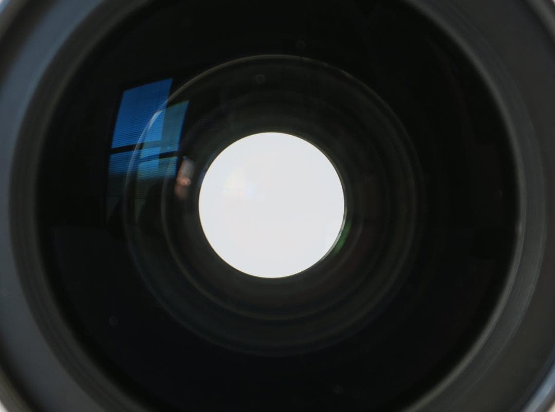 Canon　EF28‐70ｍｍ　1：2.8　Ｌ　ズームレンズ