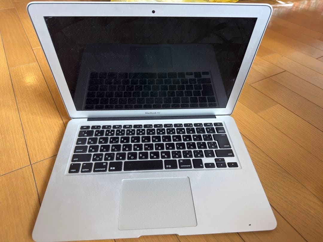 MacBook Air 13インチ　ジャンク品　充電器付き