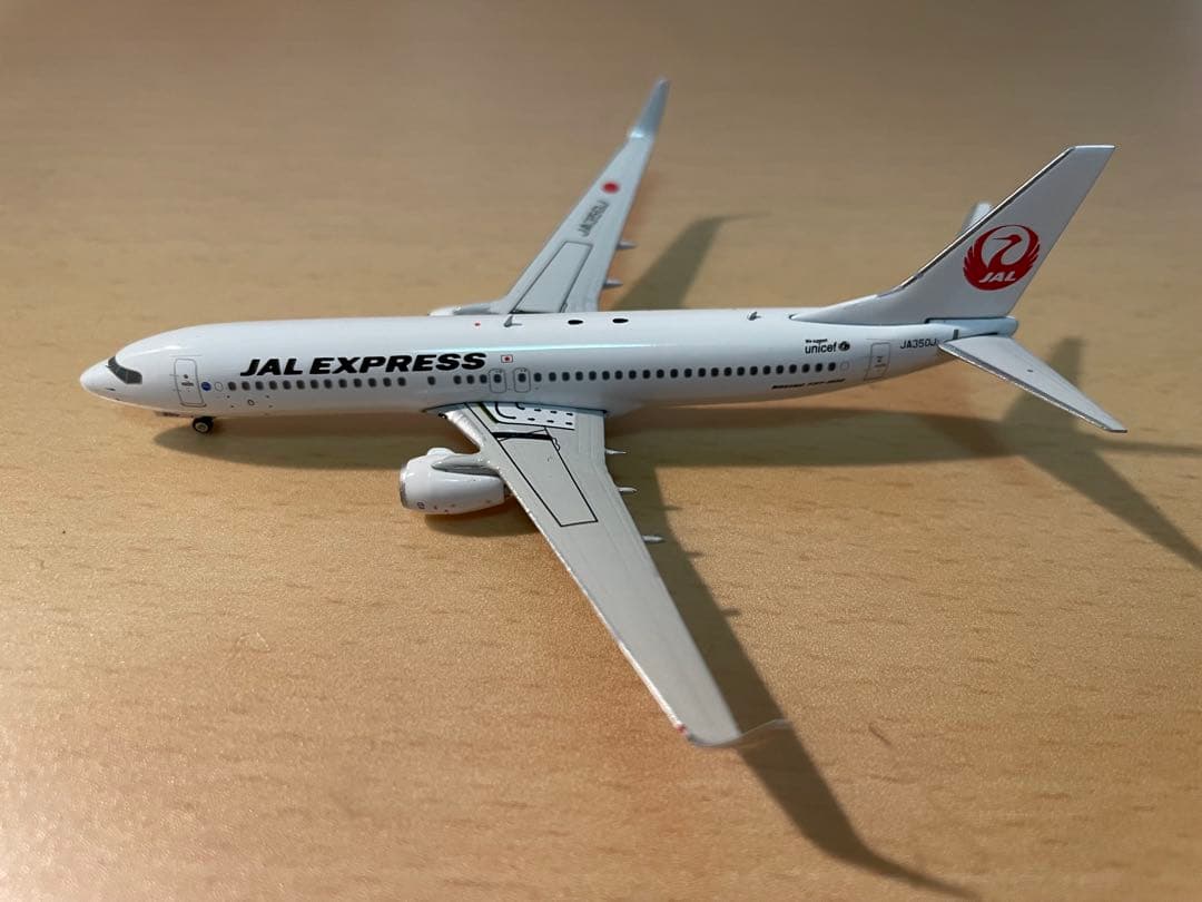 JAL EXPRESS ボーイング737-800 JA350J 1/400