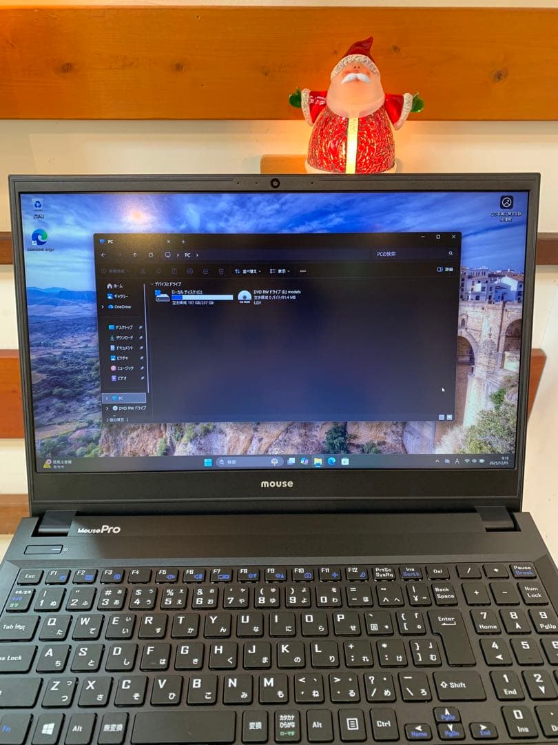 見やすい！Mouse ノートPC/i5/M.2SSD/メモリ8G/WinPro！