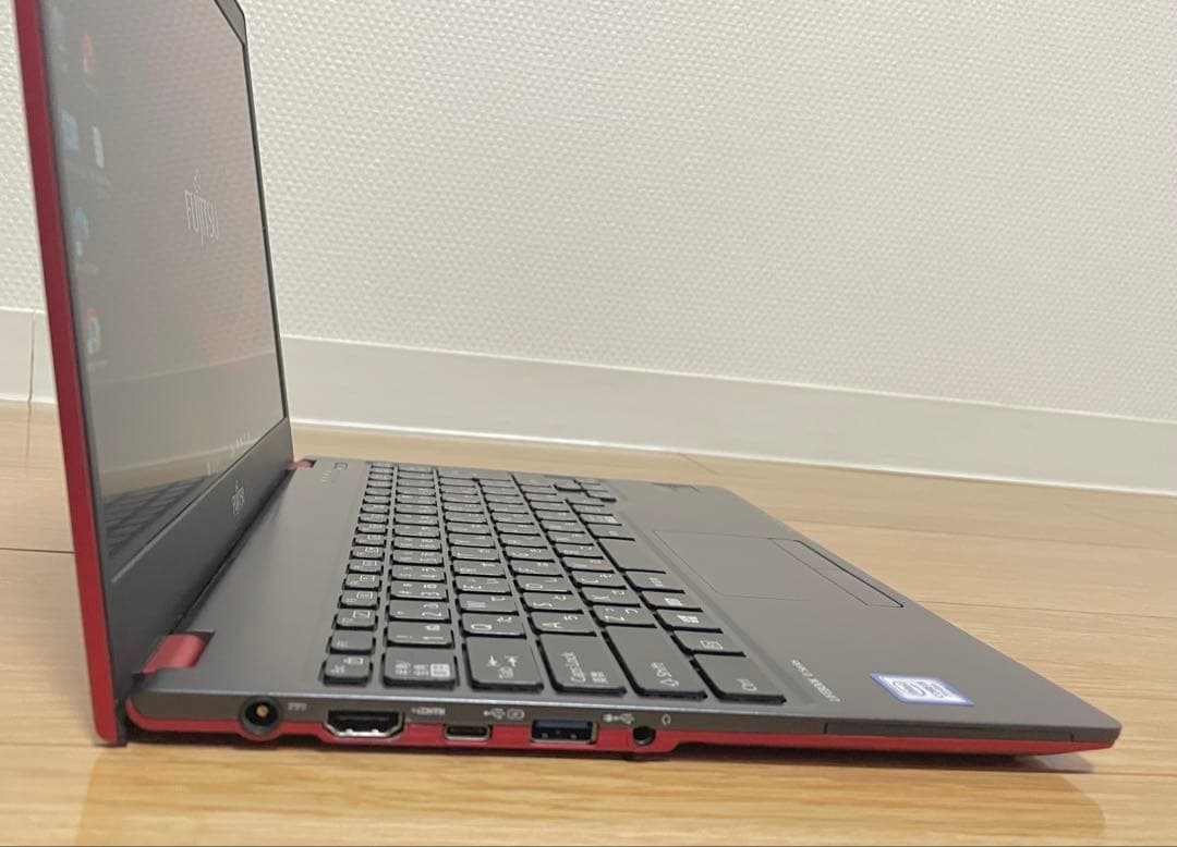 富士通 LIFEBOOK FHD Core i5-7300U SSD256GB