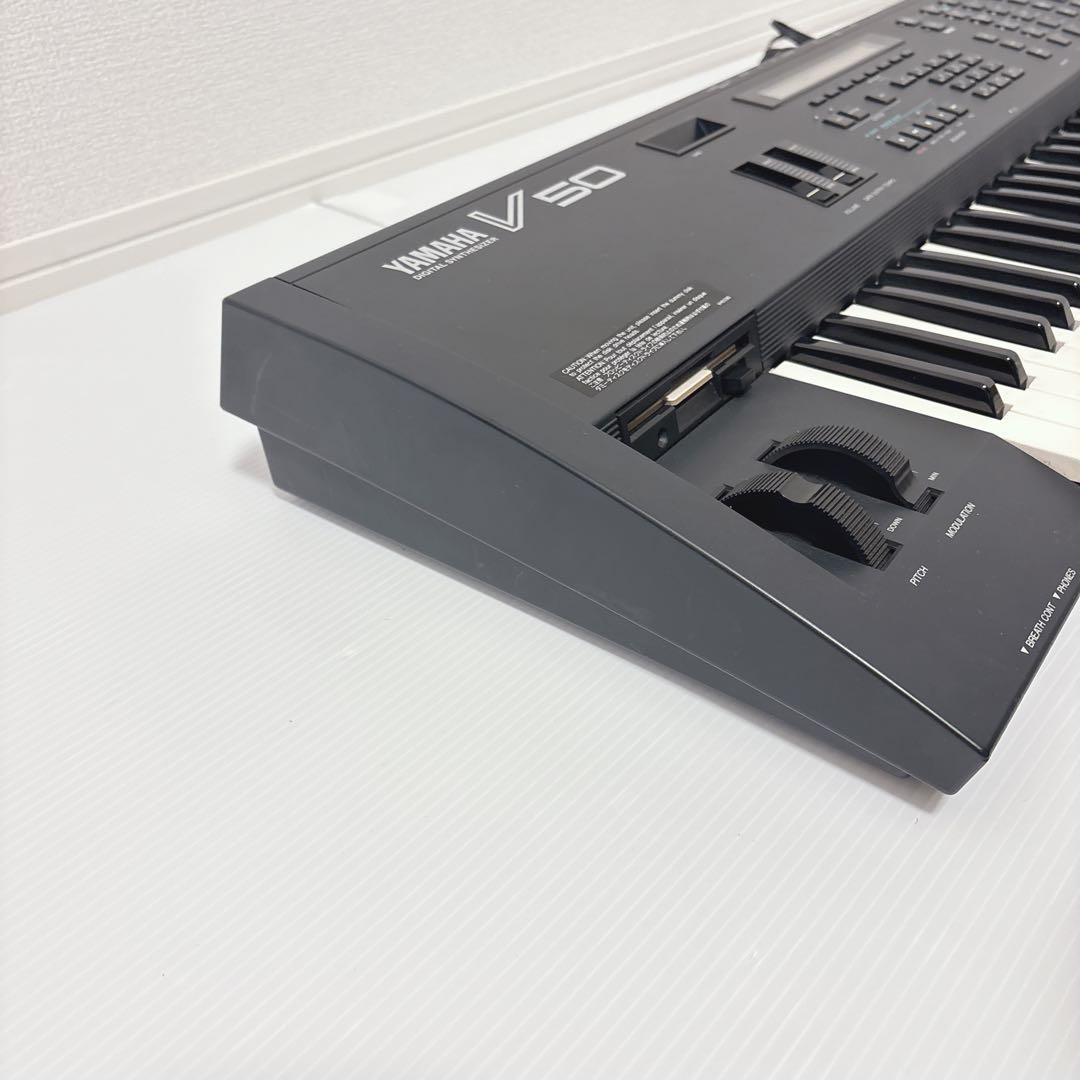 【希少】動作品 YAMAHA V50 シンセサイザー 61鍵 キーボード