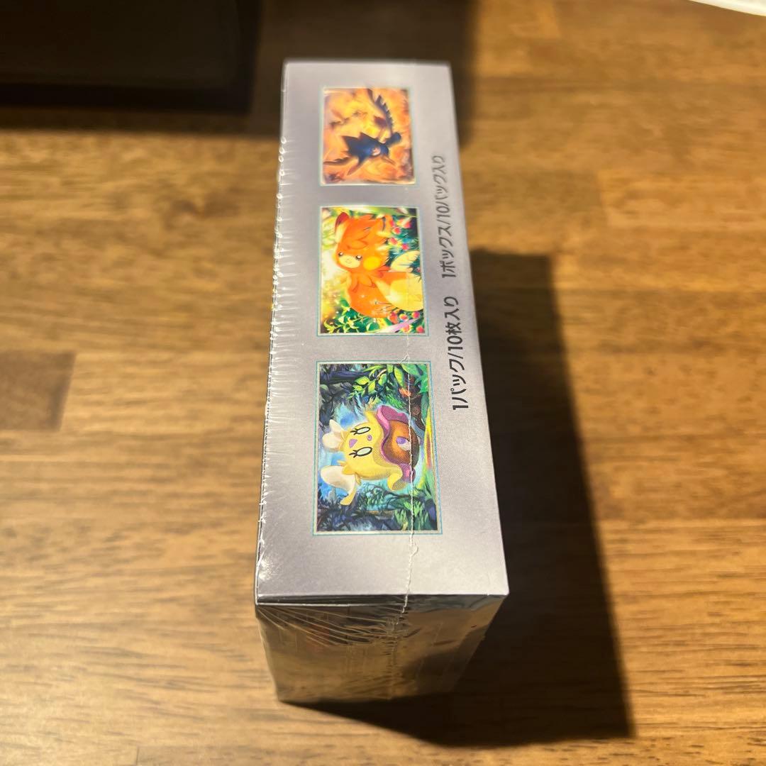 新品未開封　シュリンク付き　ポケモンカード　シャイニートレジャーex 1ボックス